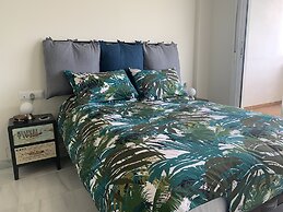 Playa Serena, 2 bed 2 Bath Luxury Apartment 300m From Beachfront