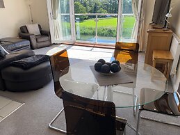 River Penthouse Little Paxton - 75 Skipper Way