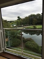 Penthouse Apartment On The River - 65 Skipper Way