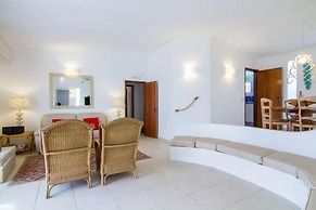 Villa 2, Great Spot Oura Beach, Albufeira
