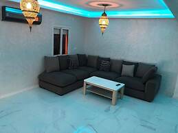 Yallahriyad Triplex For 6 Persons Max