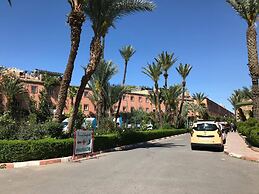 Yallahriyad Triplex For 6 Persons Max