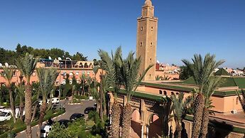 Yallahriyad Triplex For 6 Persons Max