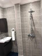 Yallahriyad Triplex For 6 Persons Max