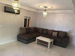 Yallahriyad Triplex For 6 Persons Max