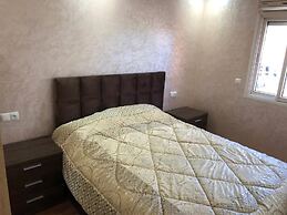 Yallahriyad Triplex For 6 Persons Max