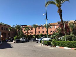 Yallahriyad Triplex For 6 Persons Max