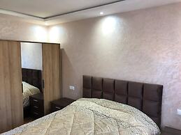 Yallahriyad Triplex For 6 Persons Max