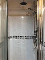 River-meadow View Apartment 27 Skipper Way