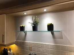 River-meadow View Apartment 27 Skipper Way