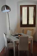 Movida Fiorentina in the Hearth of the Center of Firenze