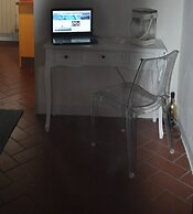 Movida Fiorentina in the Hearth of the Center of Firenze