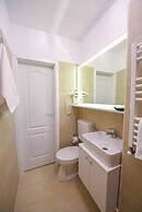 Privilege Apartment - Cismigiu Gardens