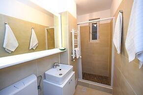 Privilege Apartment - Cismigiu Gardens