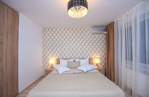 Privilege Apartment - Cismigiu Gardens