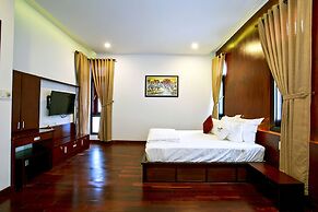 Azumi 03 Bedroom First Floor Apartment Hoian