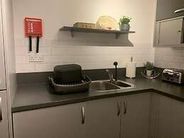 Absolute Stays At The Qube- Families Contractors Free Wifi Long Stay D