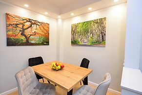 Twin 1 Apartment - Cismigiu Gardens