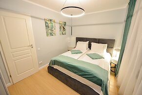 Twin 1 Apartment - Cismigiu Gardens