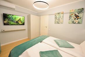 Twin 1 Apartment - Cismigiu Gardens