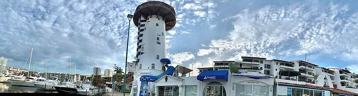 Sunny Apartment In The Heart of the Exclusive Marina Vallarta