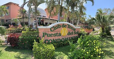 Sunny Apartment In The Heart of the Exclusive Marina Vallarta