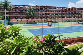 Sunny Apartment In The Heart of the Exclusive Marina Vallarta