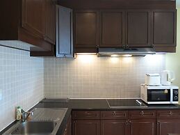 6 38 Top Floor 2 Brs 2baths 1km Walking To Beach