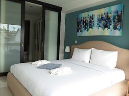 6 38 Top Floor 2 Brs 2baths 1km Walking To Beach