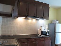 6 38 Top Floor 2 Brs 2baths 1km Walking To Beach