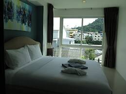 6 38 Top Floor 2 Brs 2baths 1km Walking To Beach