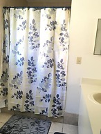 Affordable 3 Bedrooms Home Close to Disney Parks !!!