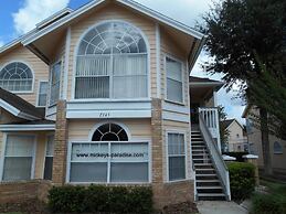 Affordable 3 Bedrooms Home Close to Disney Parks !!!