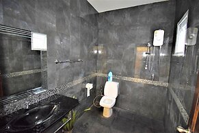 Very Large Villa Suitable for a Large Group up to 10 People or Even 2 