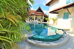 Very Large Villa Suitable for a Large Group up to 10 People or Even 2 