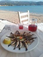 Despite Corona Summer Vacation on Southern Greek Beaches