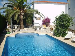 Bungalow 90m2, Airco 2, Pool 5x10, Sandy Beach 200m, Wifi, Carport for