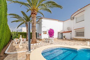 Bungalow 90m2, Airco 2, Pool 5x10, Sandy Beach 200m, Wifi, Carport for