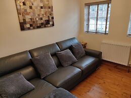 Courtyard Cottage - Great Paxton