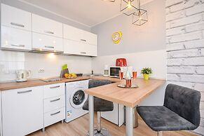 Candy Studio - Cismigiu Gardens - Quiet Room - Open Kitchen -smart Tv