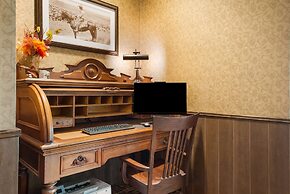 Best Western Bandera Suites & Saloon