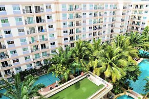 8th Floor Pool View Condo at Park Lane Resort