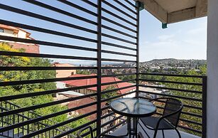Brooch Boutique Hotel