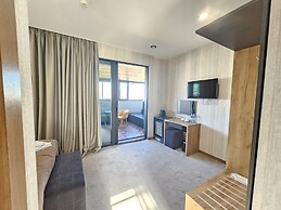 Brooch Boutique Hotel