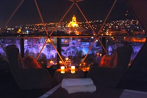 Brooch Boutique Hotel