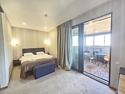 Brooch Boutique Hotel