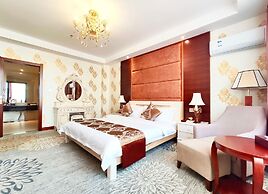 Golden Peacock Hotel Blantyre