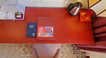 Golden Peacock Hotel Blantyre