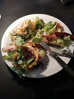 MidtGolf Guest house