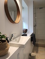 MidtGolf Guest house